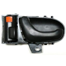   Suzuki Swift belső kilincs bal fekete 2003-ig 83130-80e00-5es