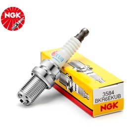NGK BKR6EKUB Gyújtógyertya ( 3584 )